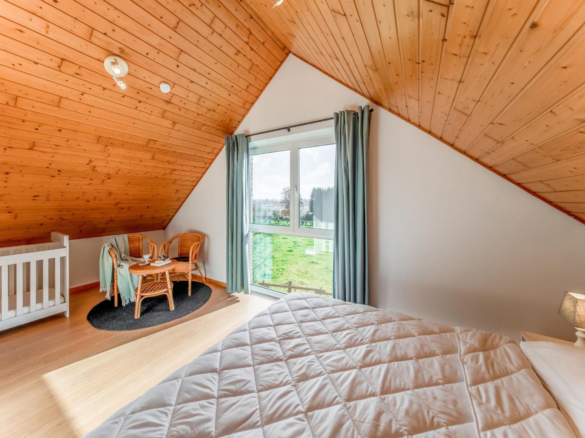 Picture Perfect Holiday Home In Sourbrodt With Garden Bbq Eksteriør bilde