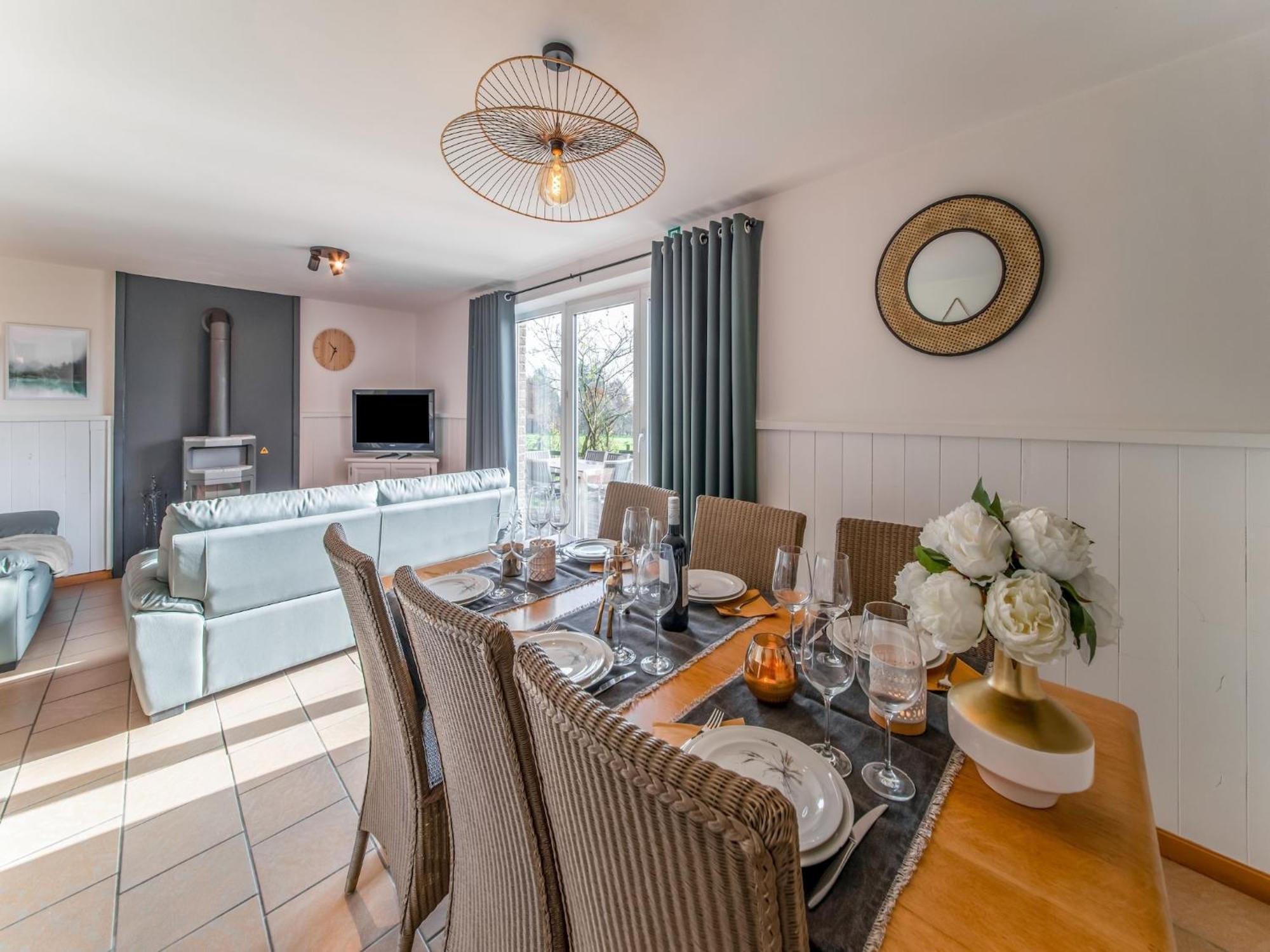 Picture Perfect Holiday Home In Sourbrodt With Garden Bbq Eksteriør bilde